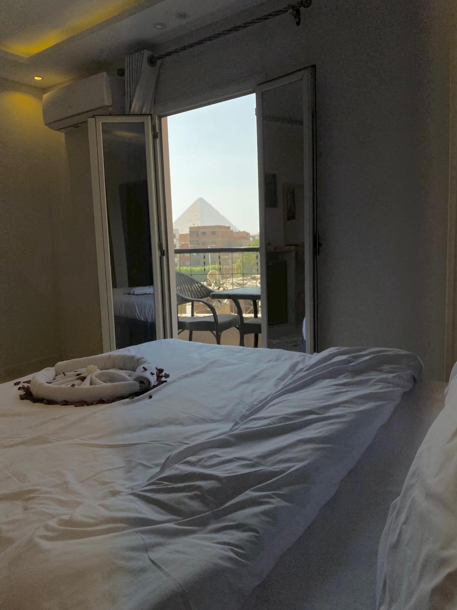 Young Pharaoh View Inn Cairo Exterior photo