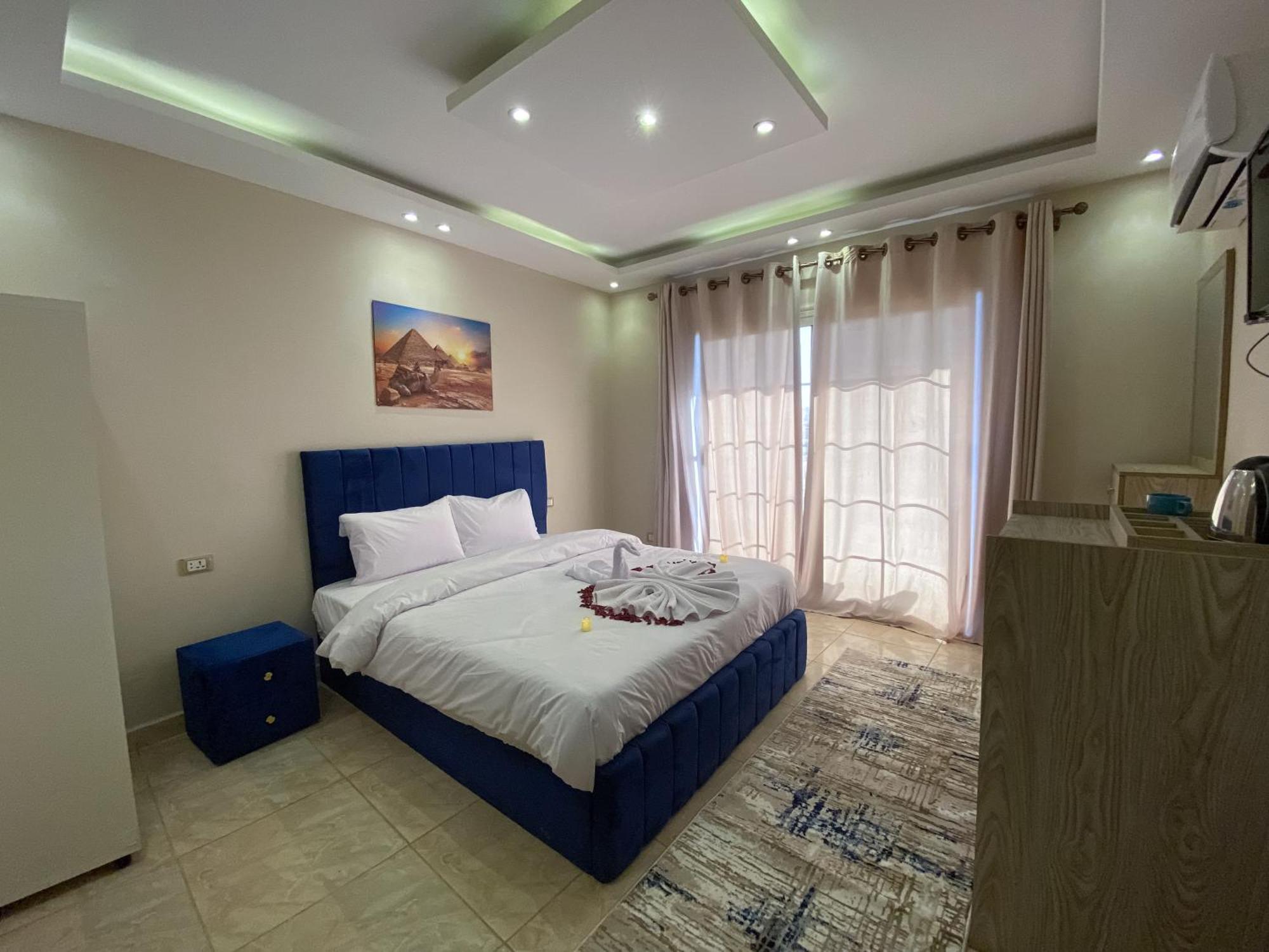 Young Pharaoh View Inn Cairo Exterior photo